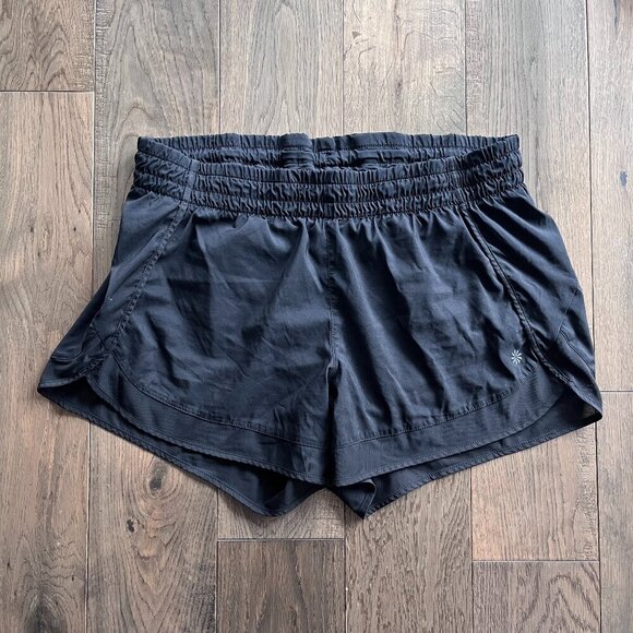 Athleta Mesh Racer Run Shorts Black 4" Inseam Size M Lightweight Activewear - Picture 2 of 7